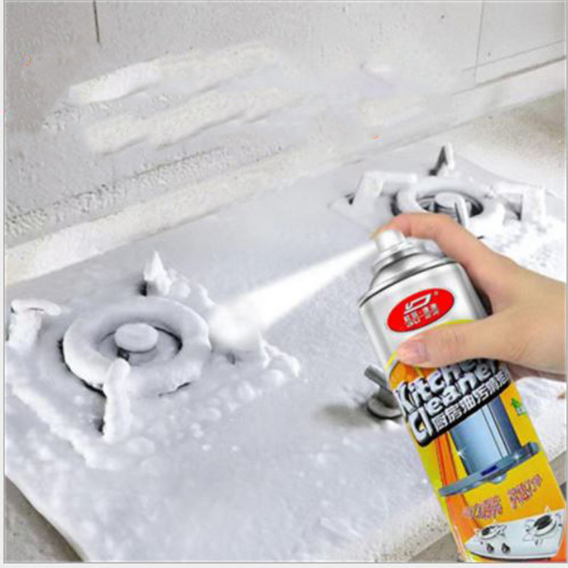 Spray to clean the stove